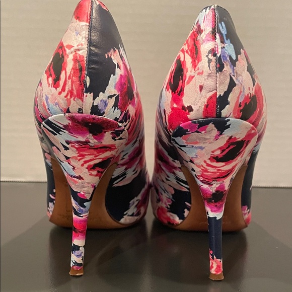 Kate Spade Vero Cuoio Multicolor Floral Heels size 6.5 - Picture 9 of 13